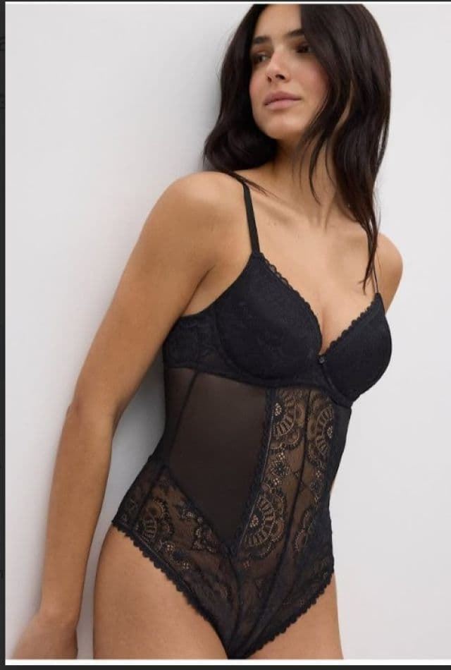 Body Isabel Mora con aro, tanga en negro, encaje alta calidad - Imagen 1