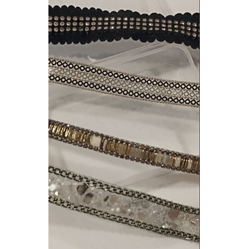 Caja vintage con pasamanerías strass. - Imagen 2